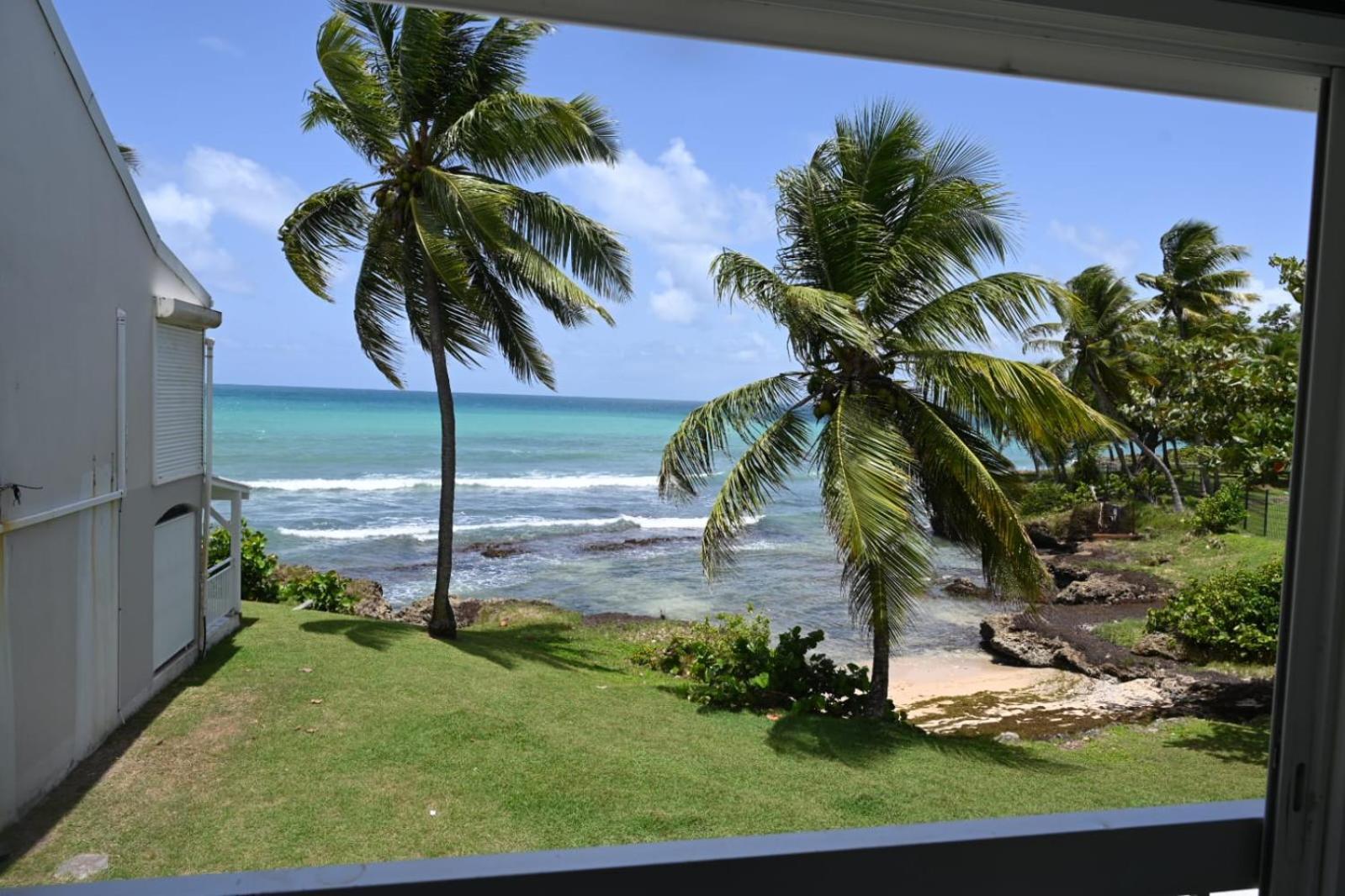 Studio Vue Sur Mer Fort D'Epee Ле Госие Екстериор снимка